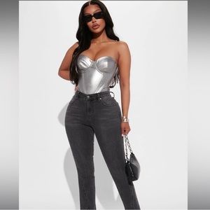 NWT Fashion Nova silver Metallic PU Leather bodysuit. Size medium